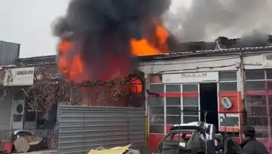 Sanayi Bölgesinde Büyük Yangın!
