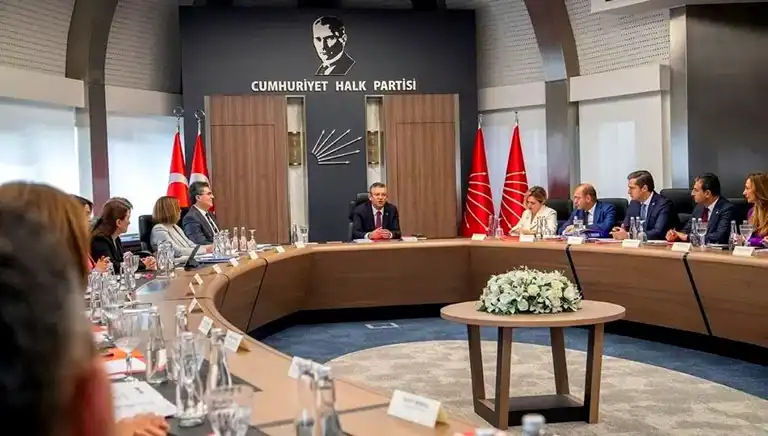 CHP MYK'da Seçim Adayı ve Yeni Katılımlar Gündemde